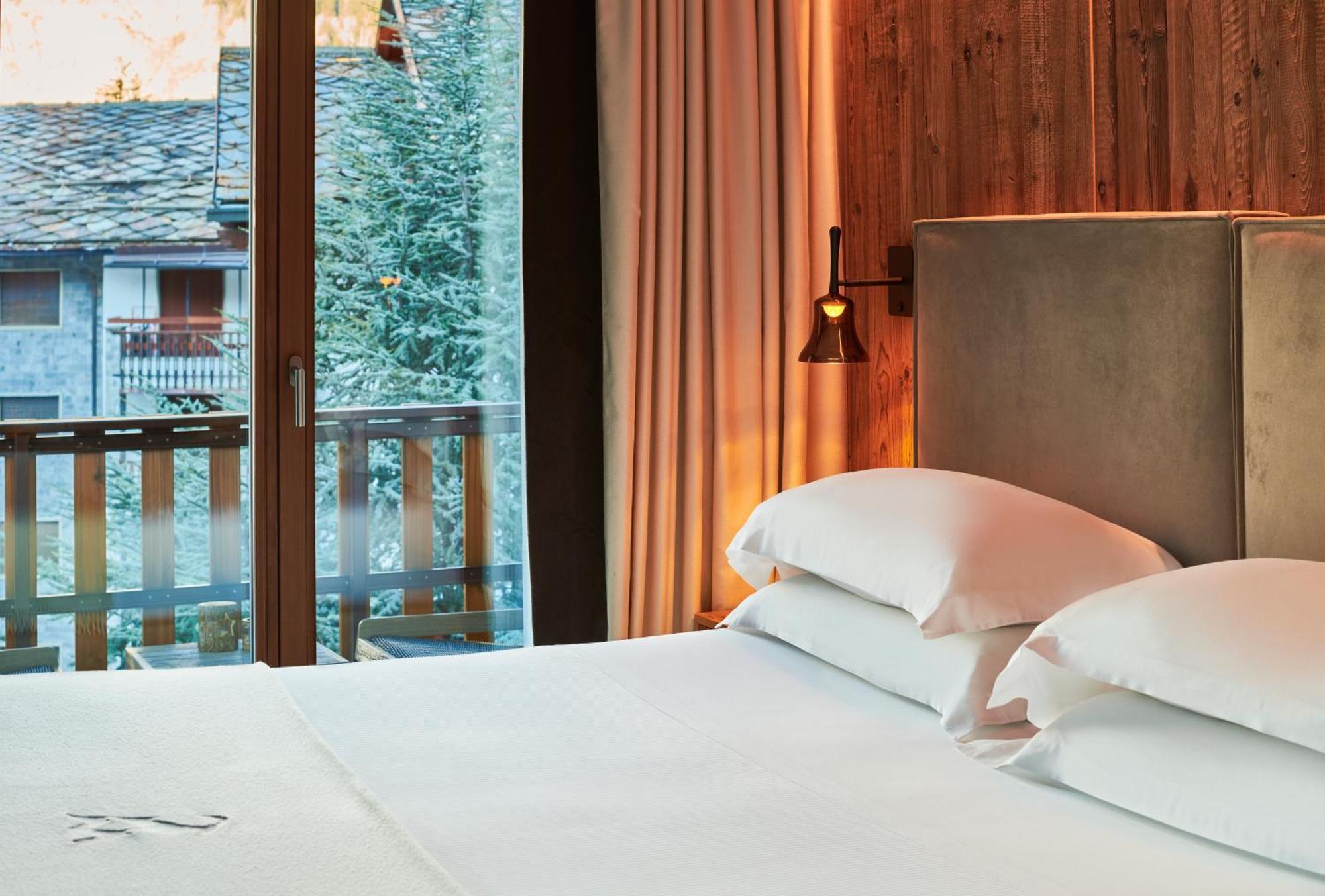 Le Massif Hotel & Lodge Courmayeur The Leading Hotels Of The World Eksteriør billede