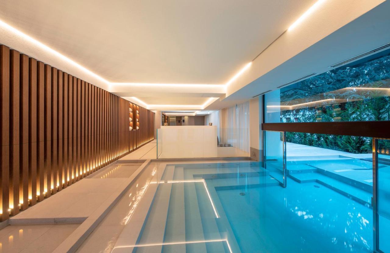 Le Massif Hotel & Lodge Courmayeur The Leading Hotels Of The World Eksteriør billede